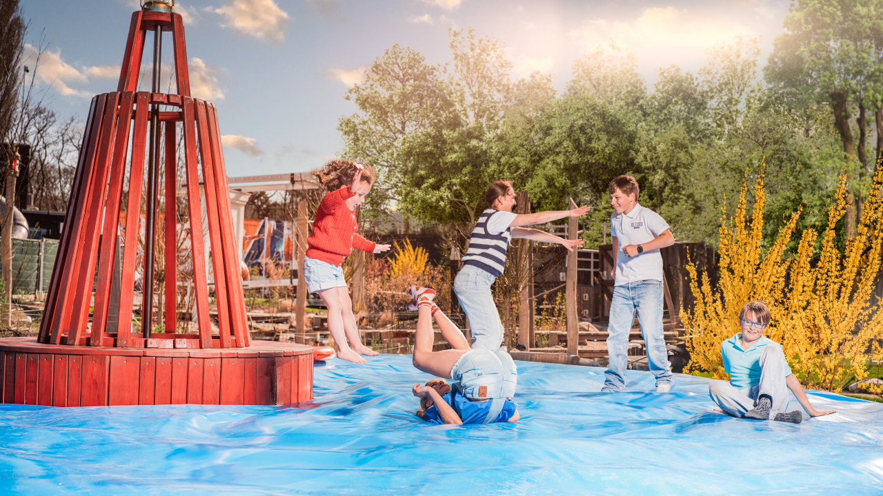 Springen op de waterkussen