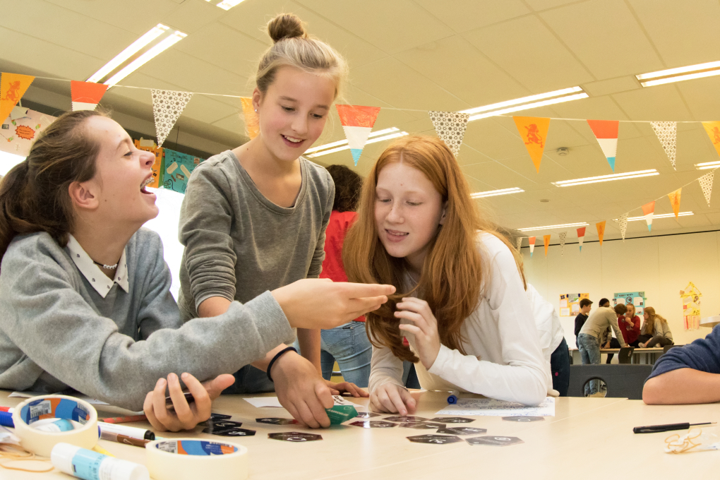 Kinderen doen workshop