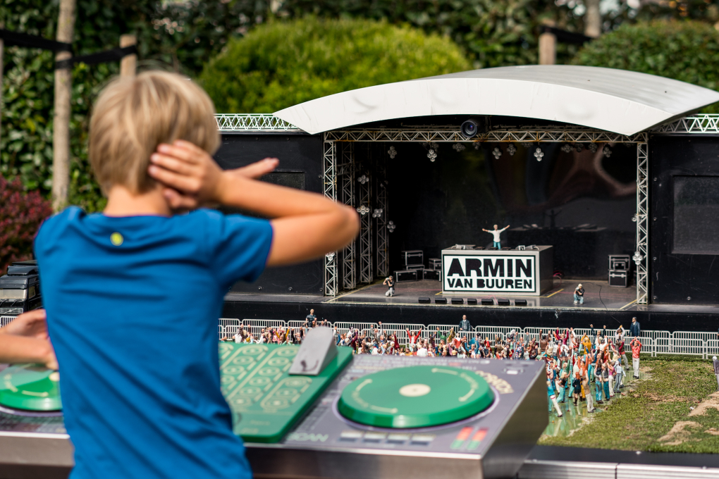Mix je eigen beats in Madurodam