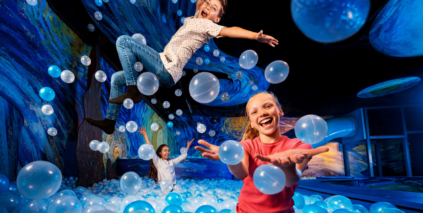 Spelen in de Sterrenballenbak in De Hollandse Meesters