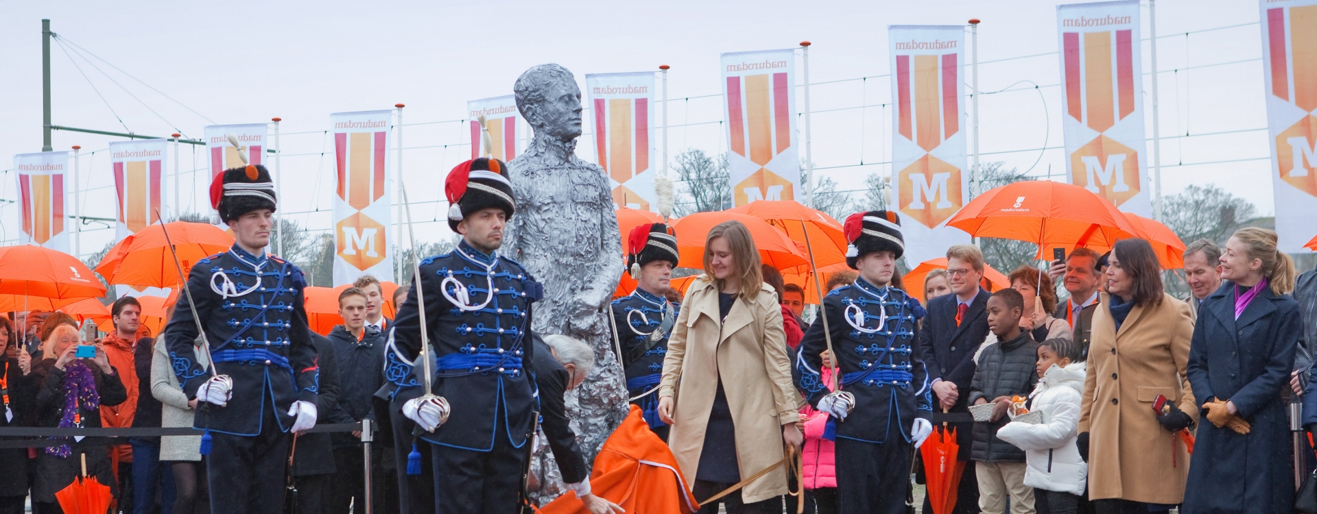 Onthulling standbeeld van George Maduro